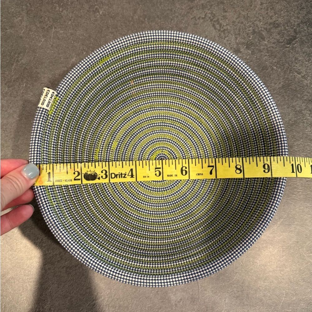 Unique Climbing Rope Accent Bowl - Picture 5 of 6